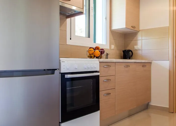 Voula Agios Ioannis 2 *